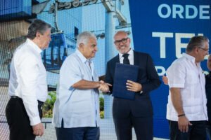 Entregan la orden de proceder del teleférico Panamá - San Miguelito