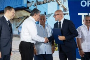 Entregan la orden de proceder del teleférico Panamá - San Miguelito